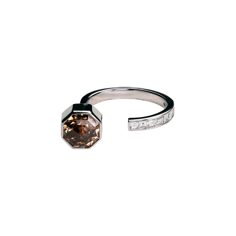 Lera Treyger Ukiyo n 4 — handcrafted ring from Antwerp